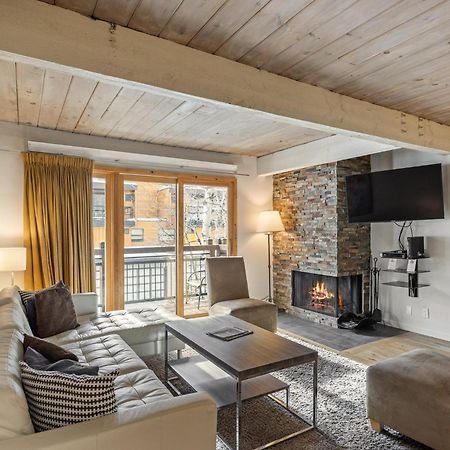 Lift One - Top-Floor One-Bedroom With A View Aspen Camera foto