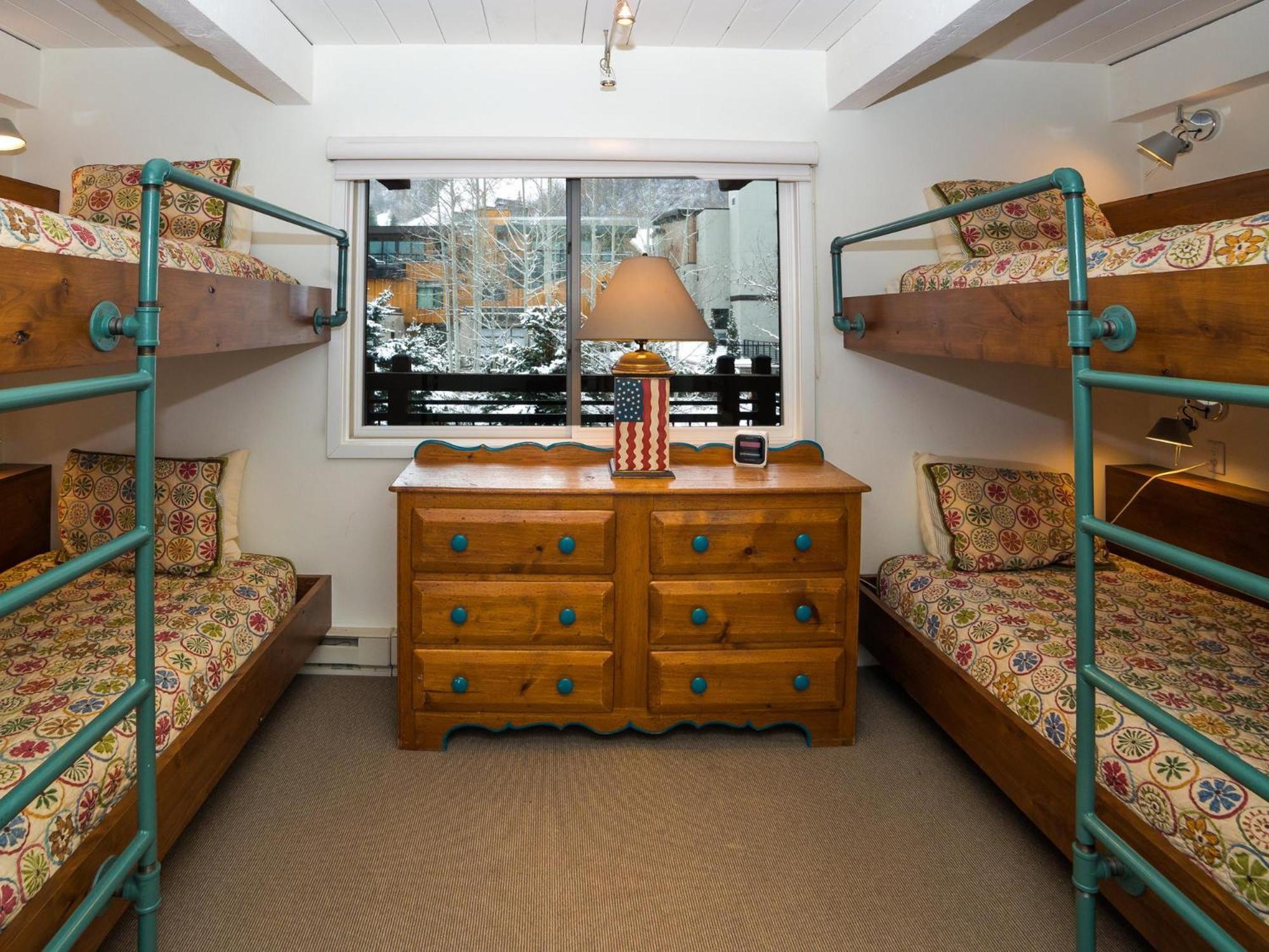 Lift One - Top-Floor One-Bedroom With A View Aspen Camera foto
