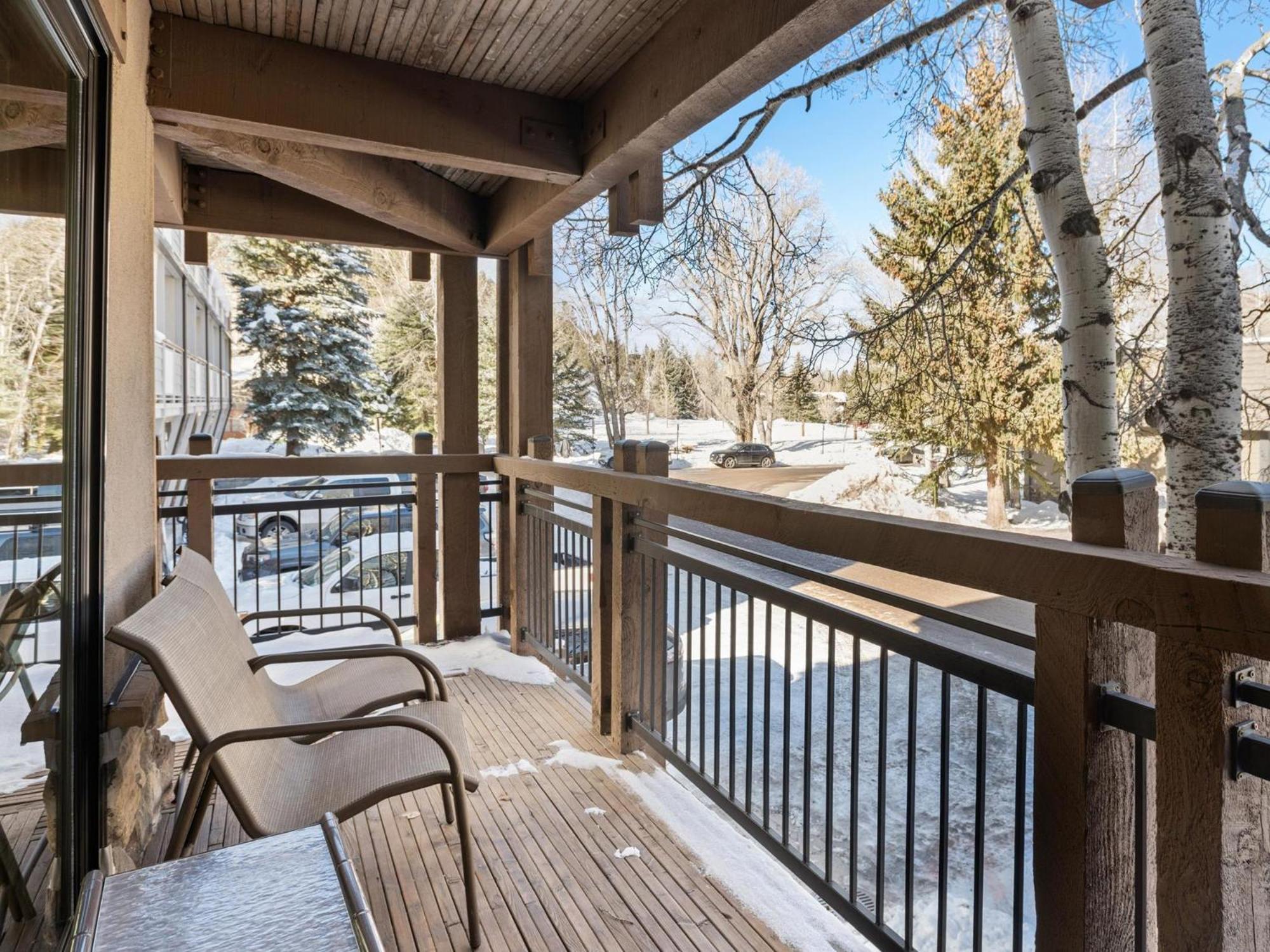 Lift One - Top-Floor One-Bedroom With A View Aspen Esterno foto